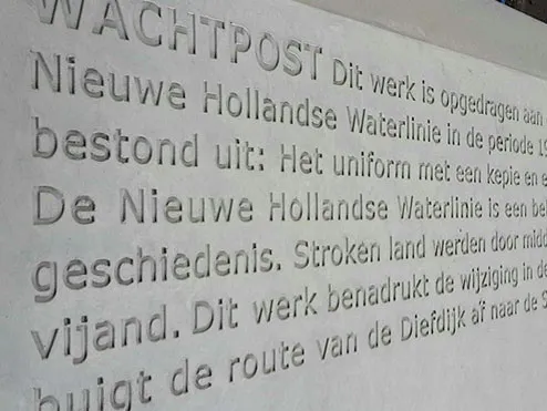 Texture, drawing, tekst, symbols in concrete